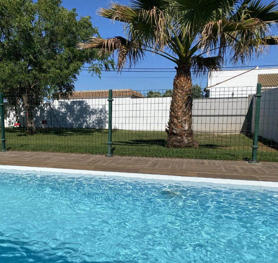 Sumatra Villa Chiclana de la Frontera Luaran gambar
