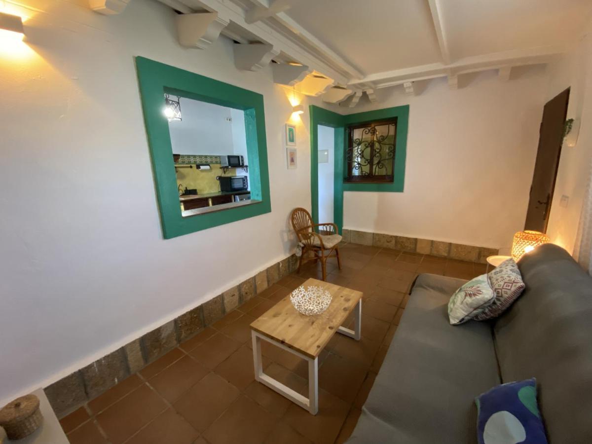 Sumatra Villa Chiclana de la Frontera Luaran gambar