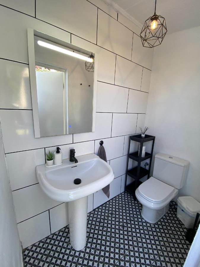 Sumatra Villa Chiclana de la Frontera Luaran gambar