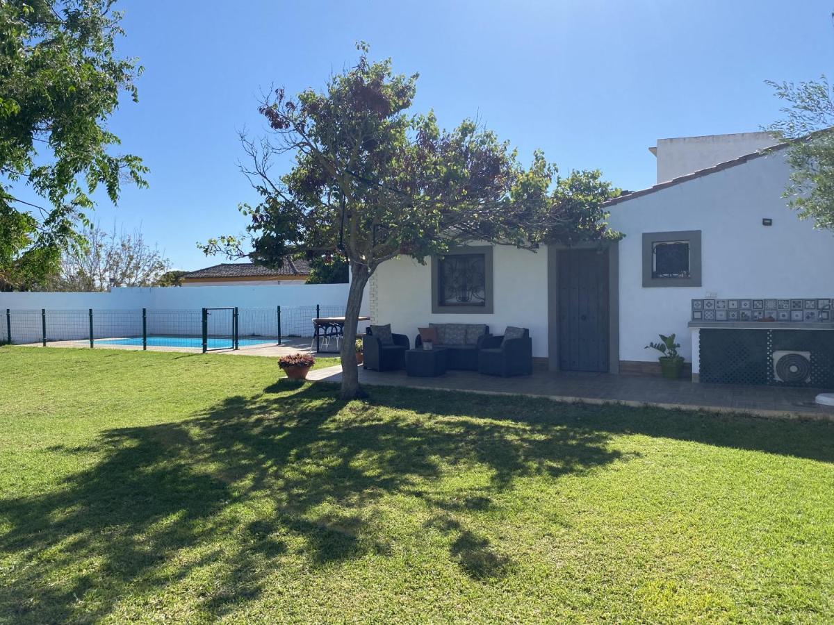 Sumatra Villa Chiclana de la Frontera Luaran gambar
